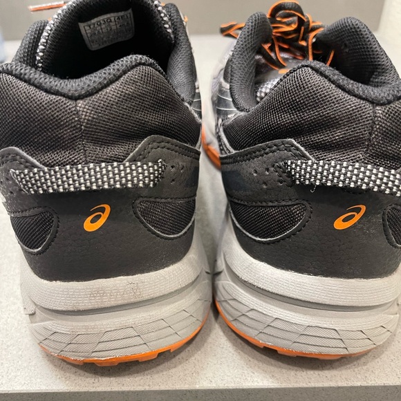 Men’s ASICS GUC sneakers. - Picture 3 of 5